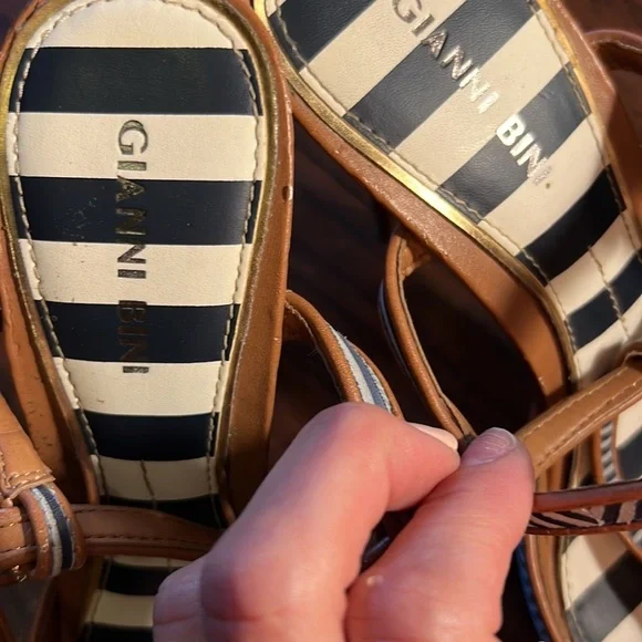 Gianni Bini navy blue white striped tan brown high heel sandals women’s shoes 8 - Picture 4 of 7
